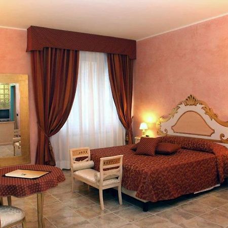 Da Oe Vittorio Srl Hotel Recco Phòng bức ảnh